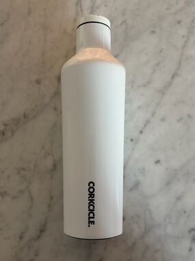 CORKCICLE White Insulated Bottle